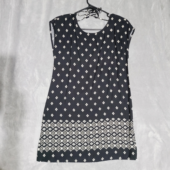 Forever 21 Dresses & Skirts - Dress
